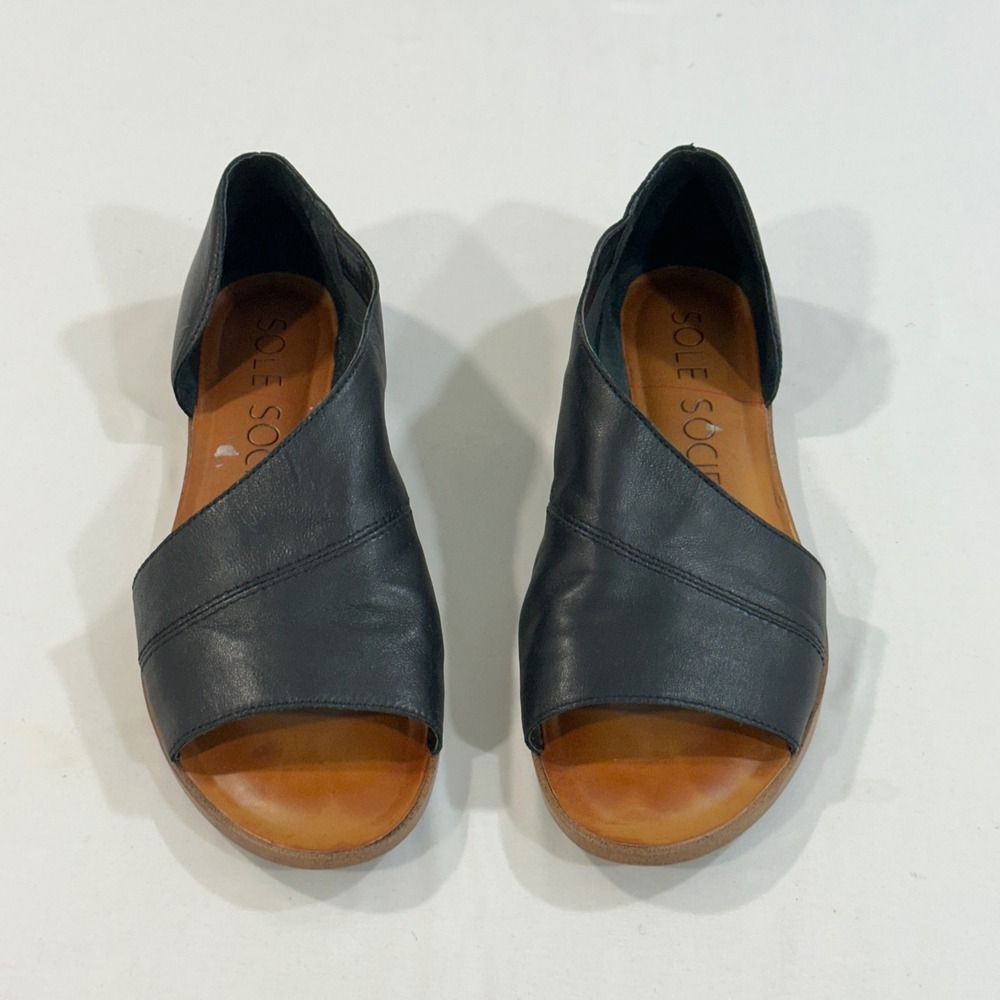 Sole Society Celyan Black Leather Flat Sandals Women 8.5 M Open Toe d'Orsay Shoe